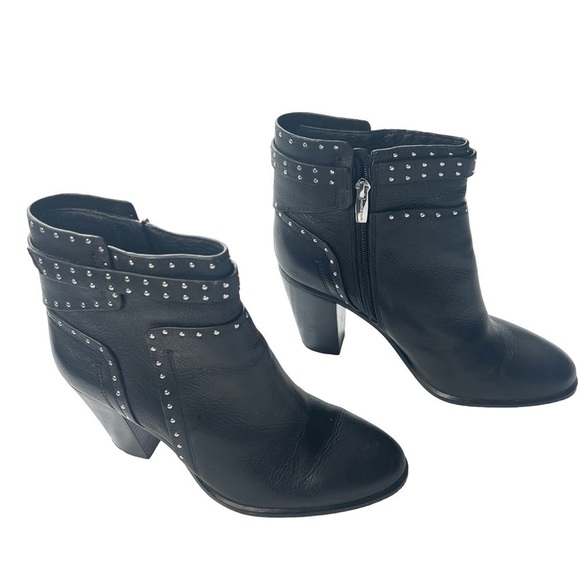Vince Camuto Faythes Leather Silver Studded Ankle Boots in Black Size 8.5 - Picture 3 of 11